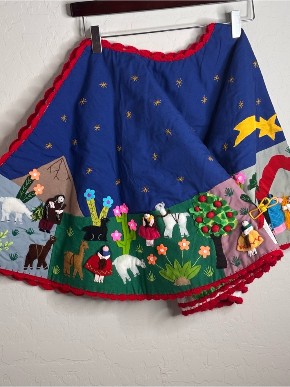 Novica Peru Arpillera 3D Christmas Nativity Tree Skirt Peruvian Nativity 43” - Picture 2 of 13